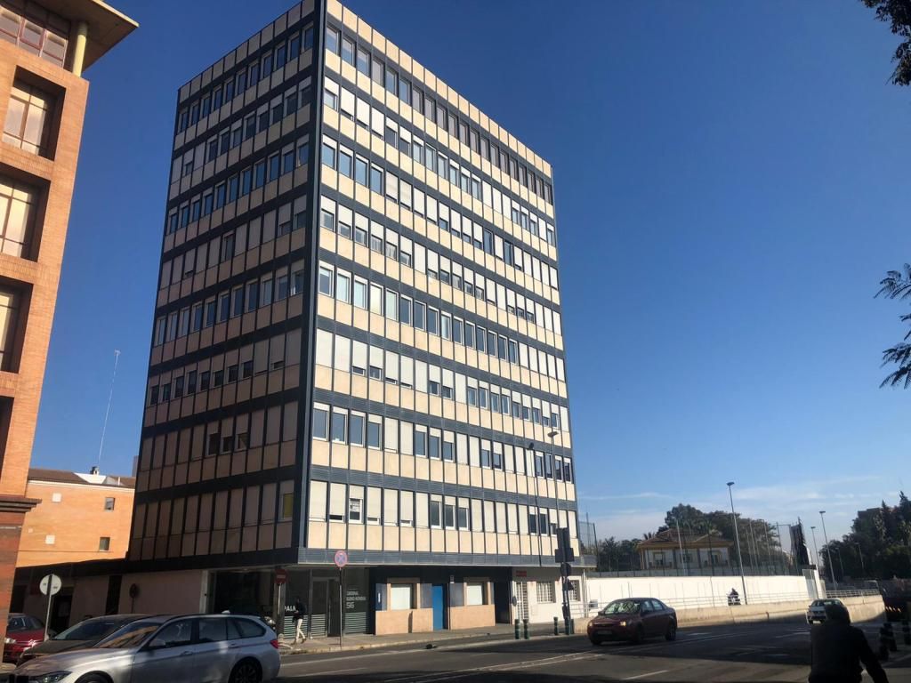 Exterior view of Premises for sale in  Sevilla Capital