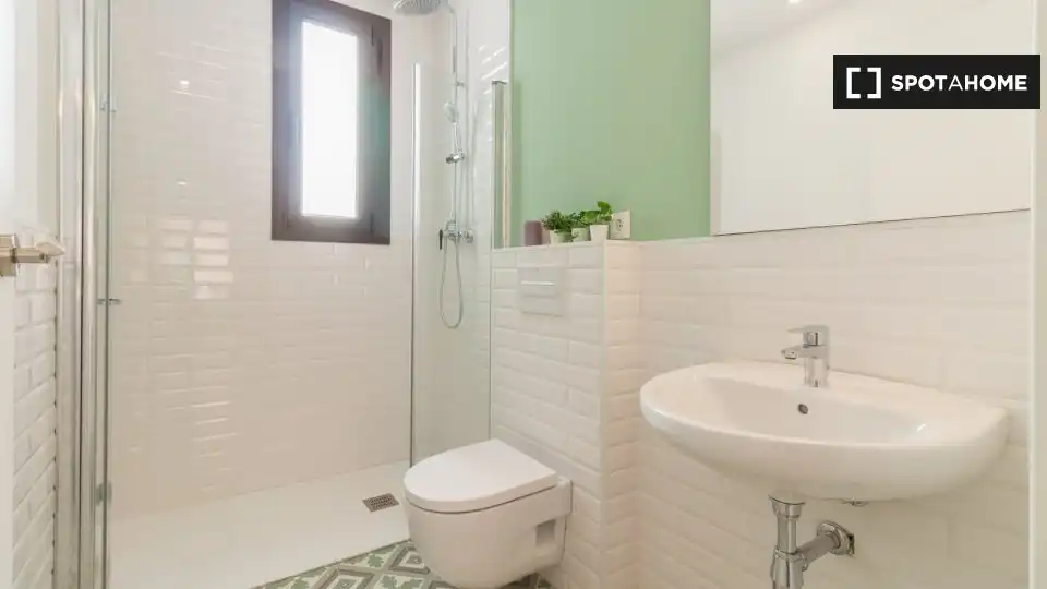 Flat with terrace to rent in Ciutat Vella, imagen 5
