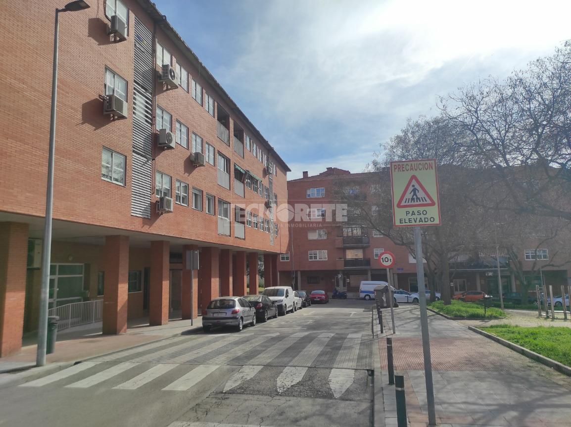 Exterior view of Flat for sale in Guadalajara Capital  with Storage room