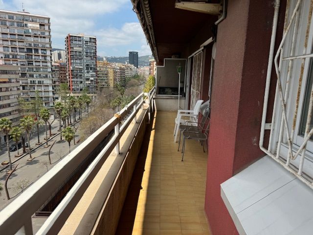 Vista exterior de Pis en venda en  Barcelona Capital amb Aire condicionat, Calefacció i Moblat
