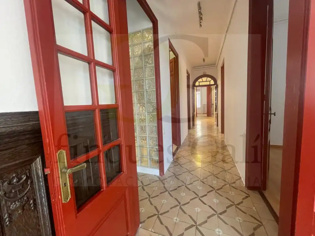 Flat with terrace for sale in Calle Marti I Julia, imagen 7
