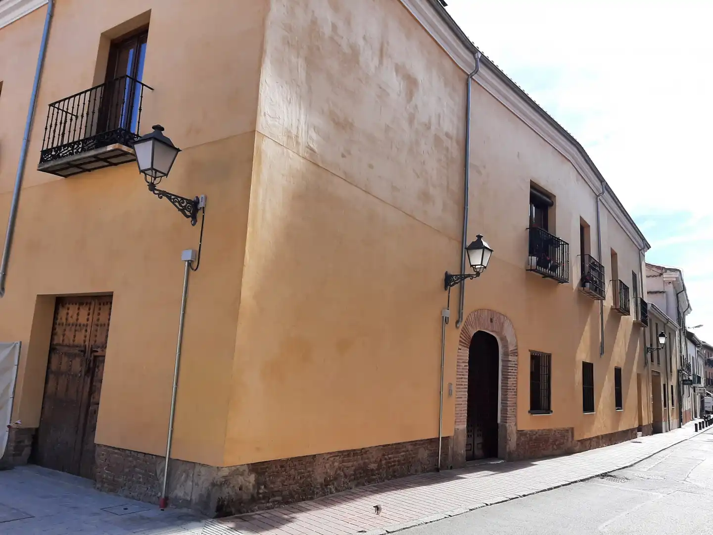 Exterior view of Flat for rent in Alcalá de Henares  with Air Conditioner, Heating and Terrace