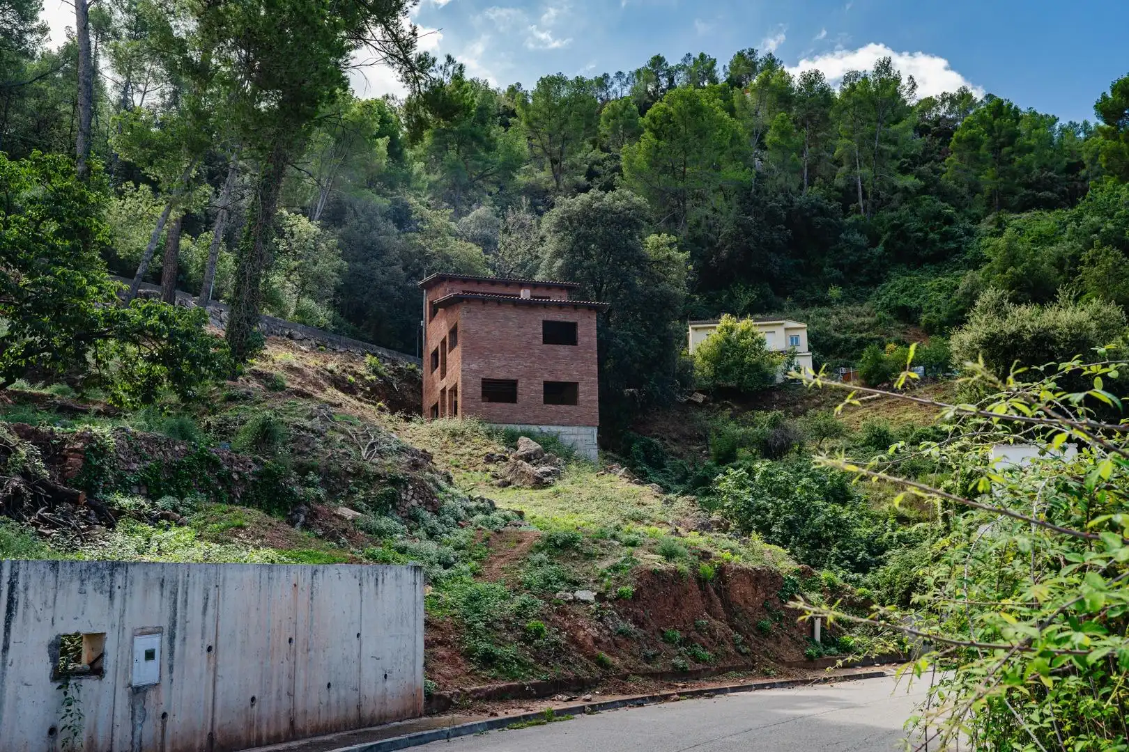 Außenansicht von Haus oder Chalet zum Verkauf in Corbera de Llobregat mit Privatgarten