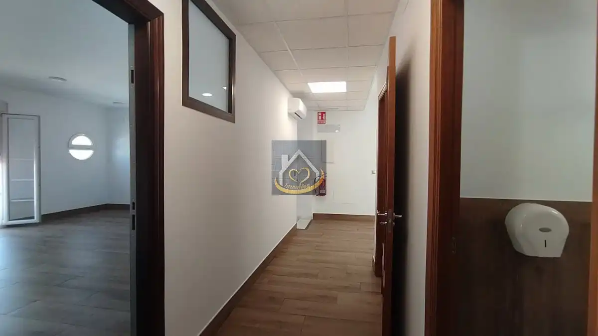 Office for rent in Cartaya  with Air Conditioner and Balcony
