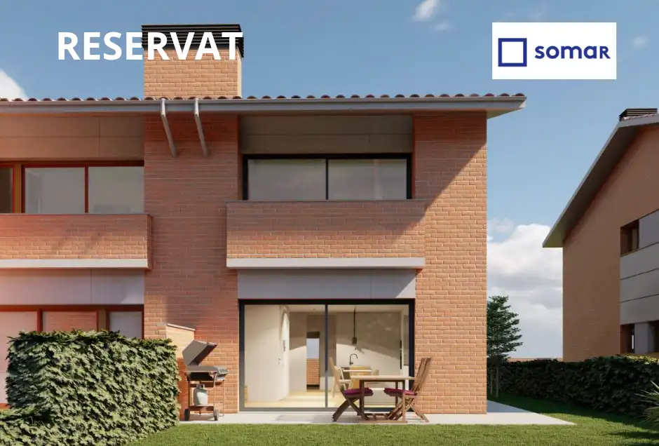 House with terrace for sale in Torelló
