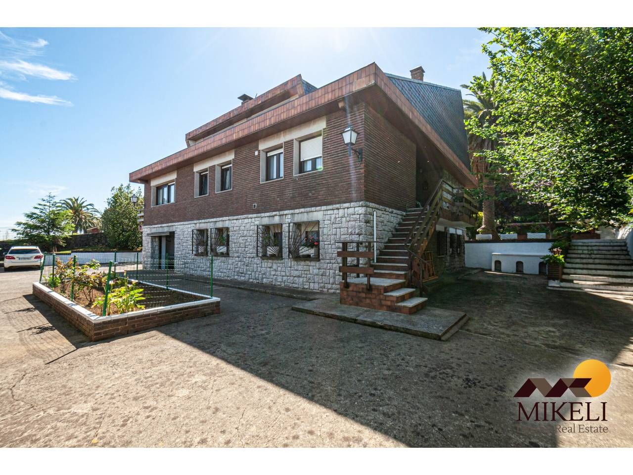 Exterior view of House or chalet for sale in Camargo  with Heating, Private garden and Terrace