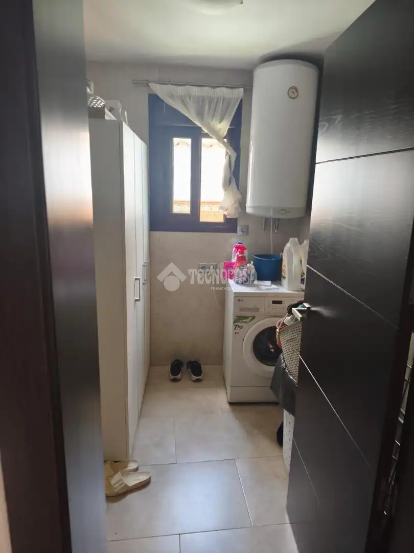 Cuina de Casa adosada en venda en La Carlota amb Aire condicionat i Calefacció