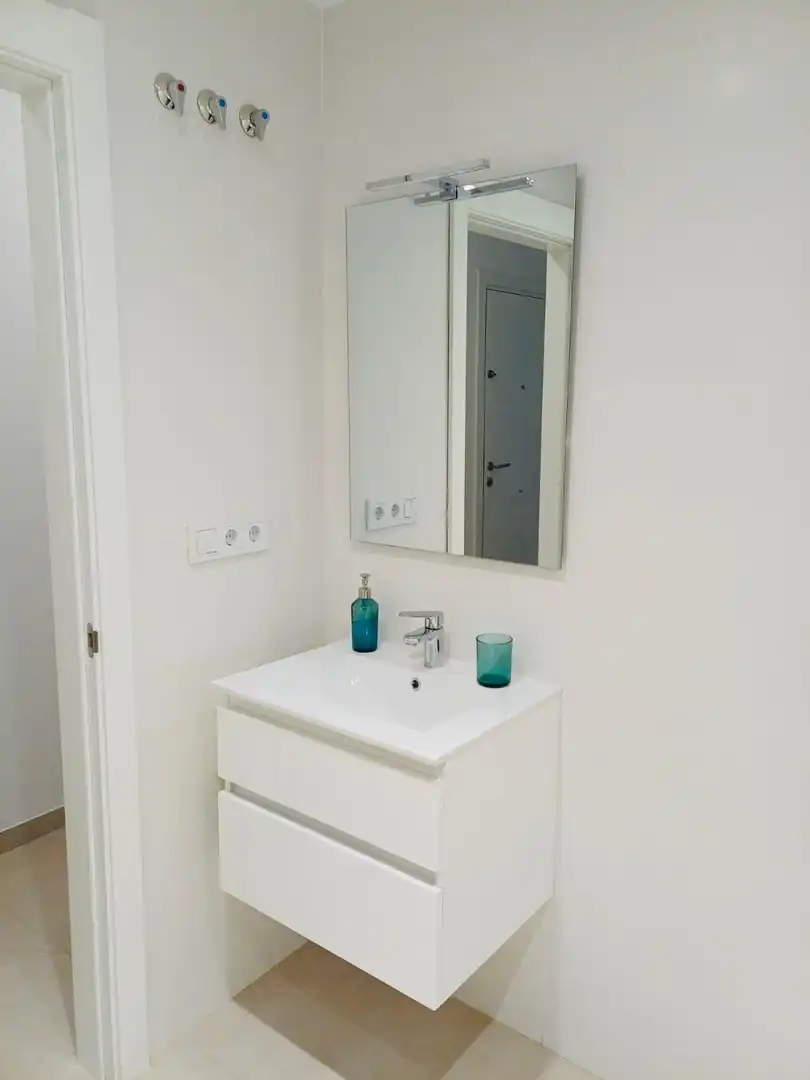 Baño de Apartamento en venta en Tarifa con Aire acondicionado, Calefacción y Terraza