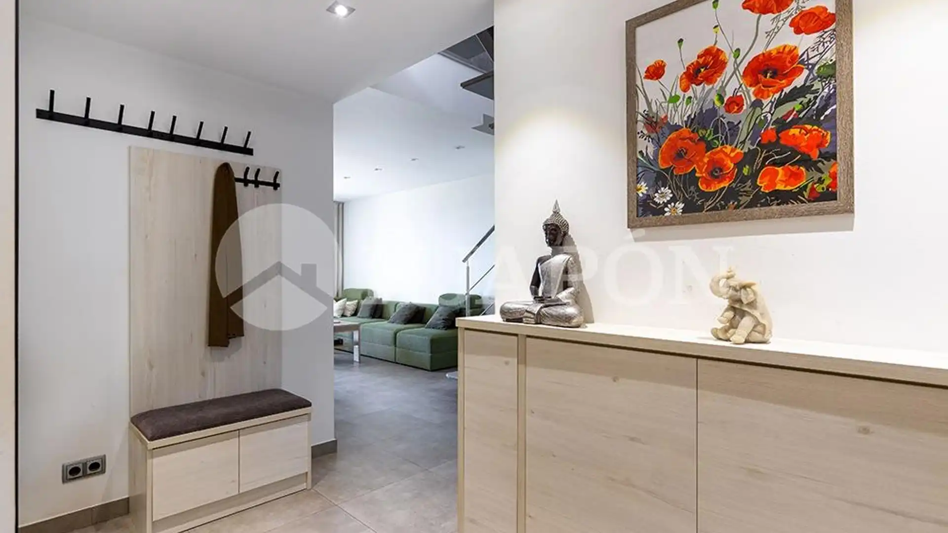 Attic for sale in Tiana  with Air Conditioner, Terrace and Storage room