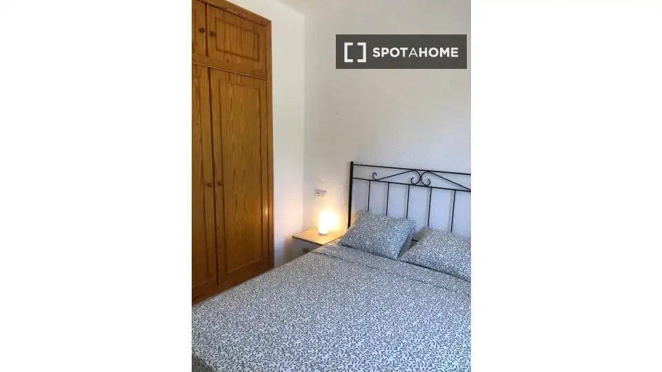 Habitación en El Brillante -El Naranjo - El Tablero