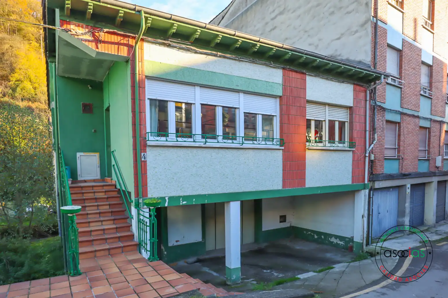 Vista exterior de Casa o chalet en venta en Langreo con Calefacción, Trastero y Amueblado