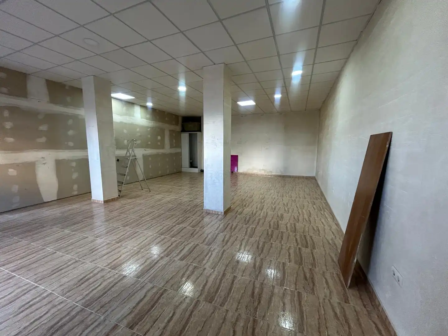 Commercial properties for rent in Paseo Paseo Redonda, Atarfe