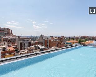 Swimming pool of Flat to rent in L'Hospitalet de Llobregat  with Air Conditioner, Heating and Furnished