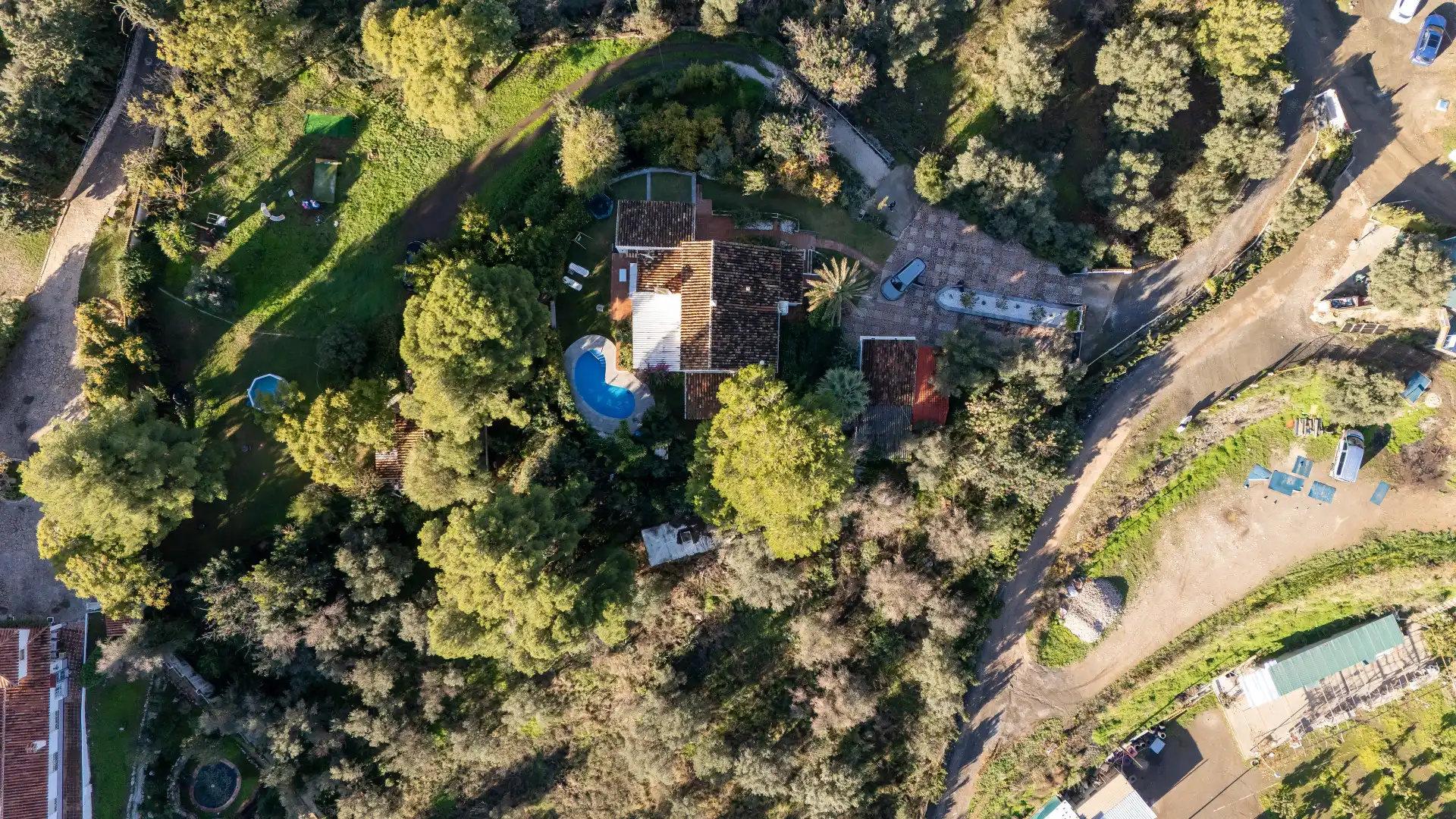 Vista exterior de Casa o xalet en venda en Fuengirola amb Aire condicionat, Jardí privat i Terrassa