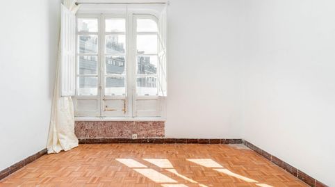Foto 3 de Apartament en venda a Calle Valentin Ochoa, 8, La Felguera, Langreo