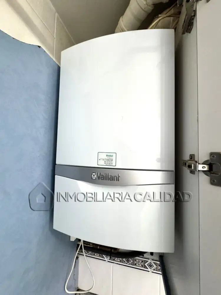 Exterior view of Flat for rent in Burgos  with Heating, Storage room and Furnished