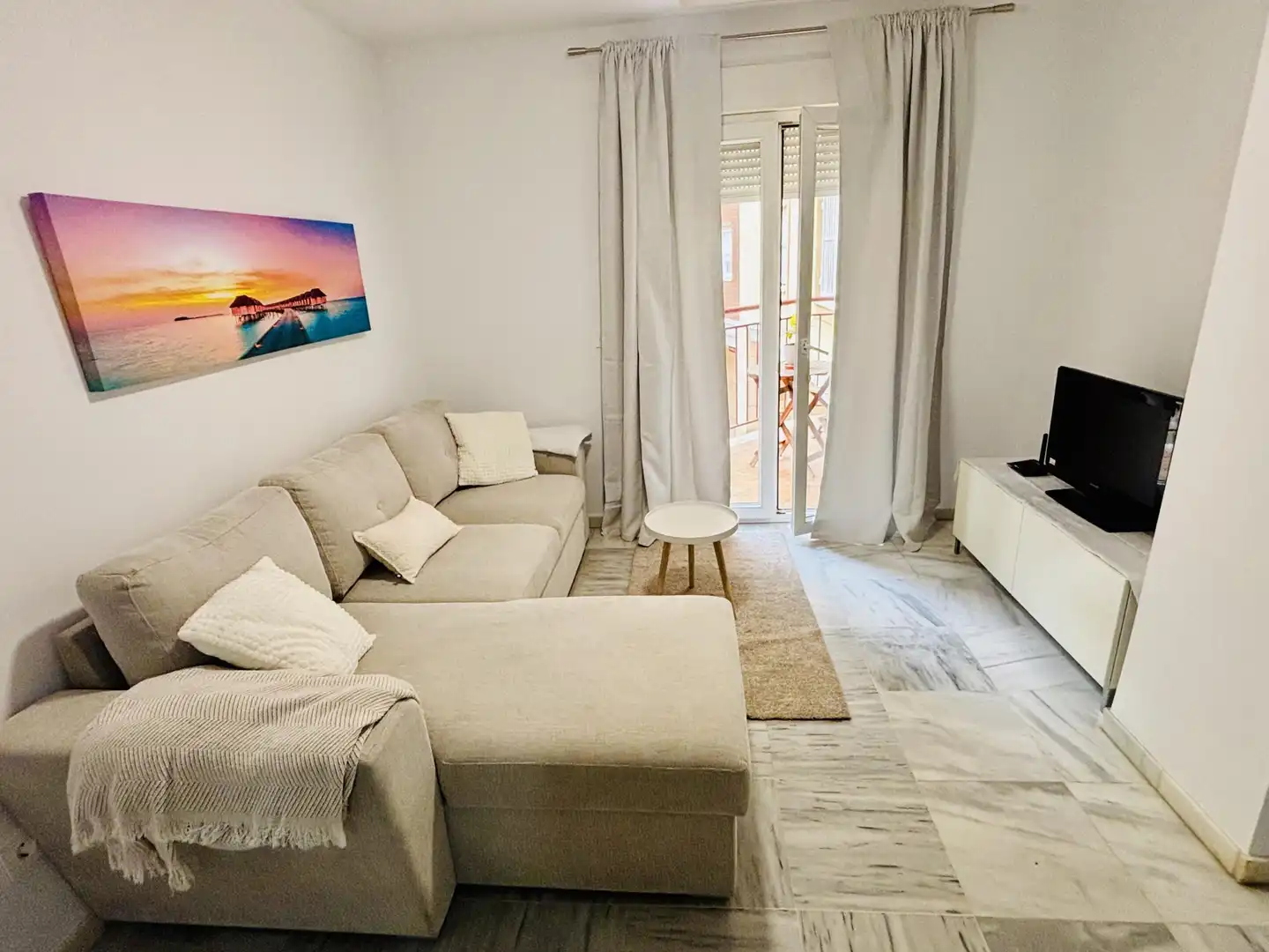Sala de estar de Apartamento en venta en Málaga con Alarma