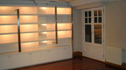 Photo 3 of Attic to rent in Diego Lopez Haroko Kale Nagusia, Abandoibarra - Guggenheim, Bizkaia