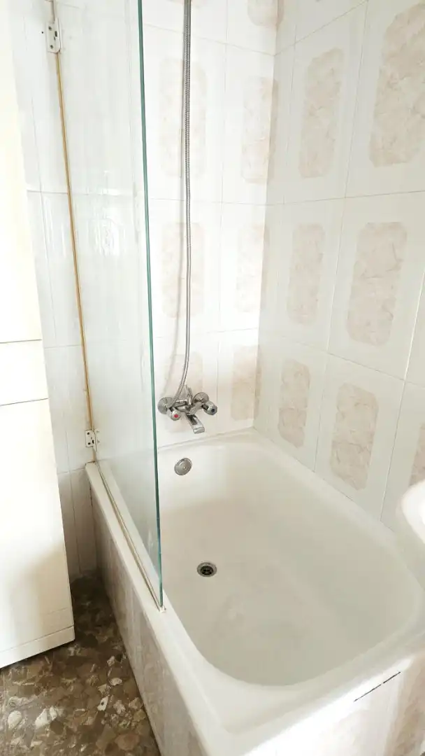 Baño de Casa adosada en venta en Benamargosa con Aire acondicionado, Horno y Balcón