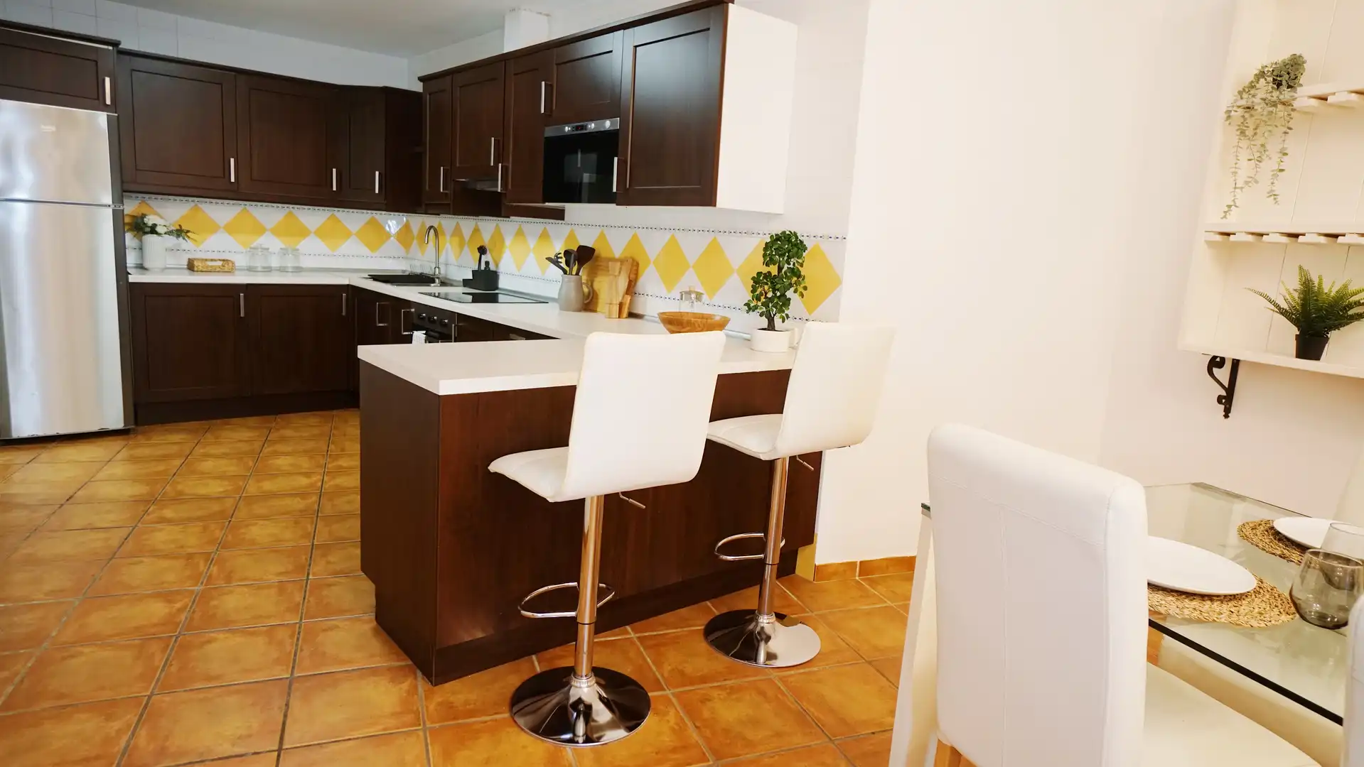 Cuina de Apartament de lloguer en Benahavís amb Aire condicionat, Moblat i Forn