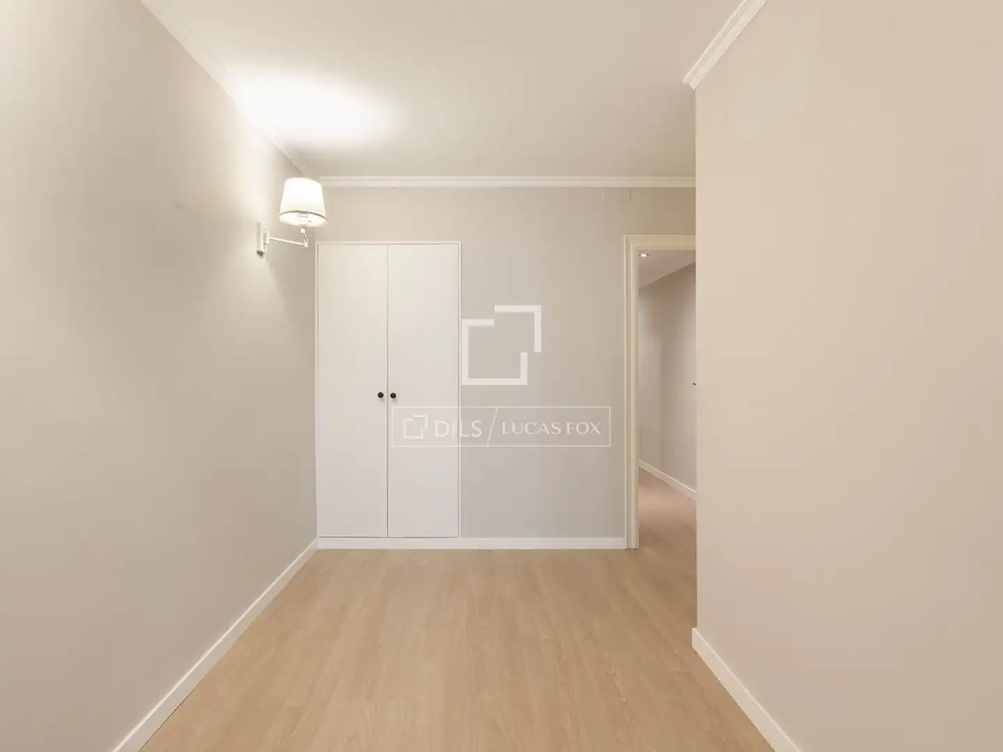 Schlafzimmer von Wohnung zum Verkauf in Barcelona mit Klimaanlage und Heizung