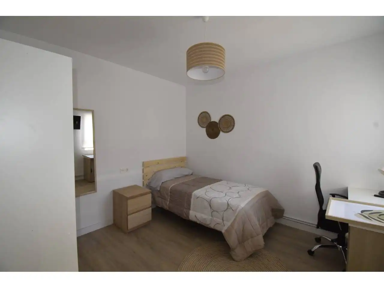 Bedroom of Flat for rent in León Capital   with Heating