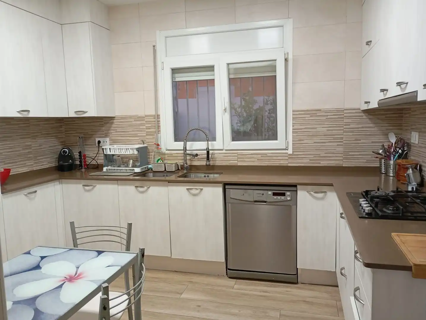 Cuina de Casa o xalet en venda en Vinaròs amb Terrassa, Traster i Alarma