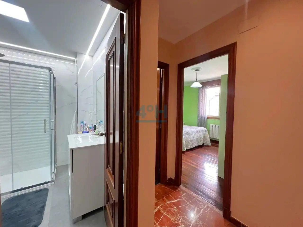 Bedroom of Flat for sale in Ourense Capital   with Heating, Parquet flooring and Storage room