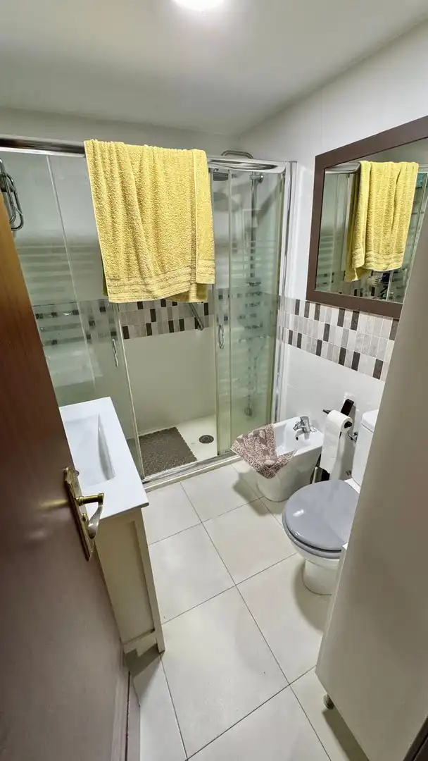 Baño de Piso en venta en Málaga con Aire acondicionado