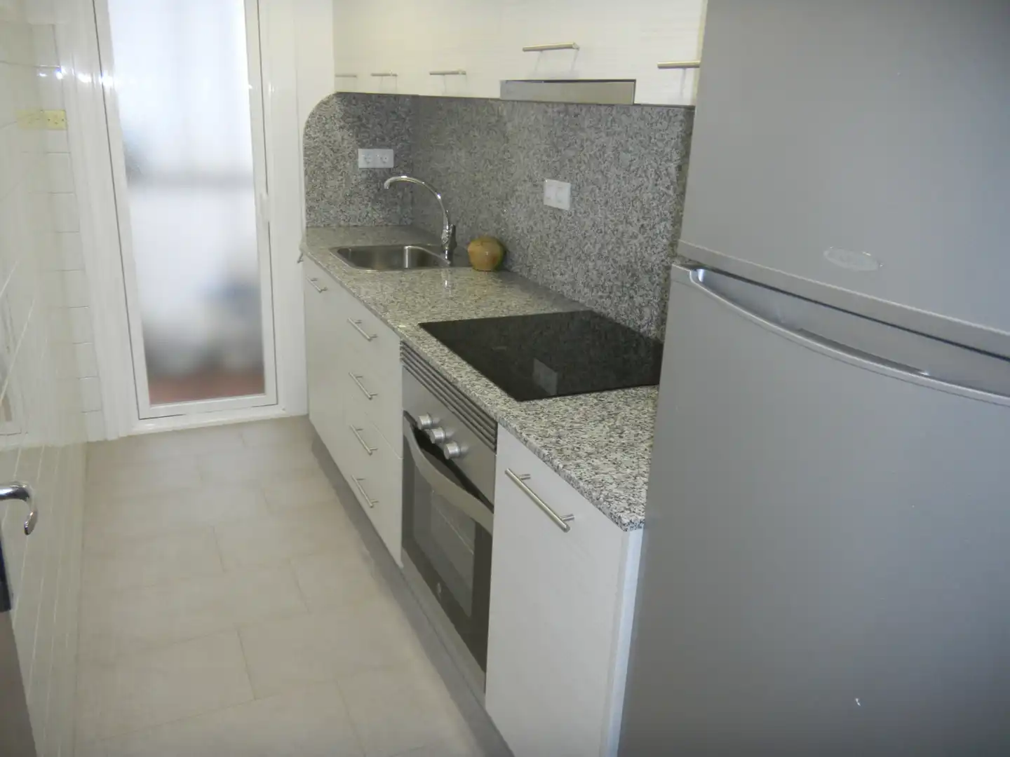 Cocina de Piso de alquiler en Tarragona con Aire acondicionado, Calefacción y Amueblado