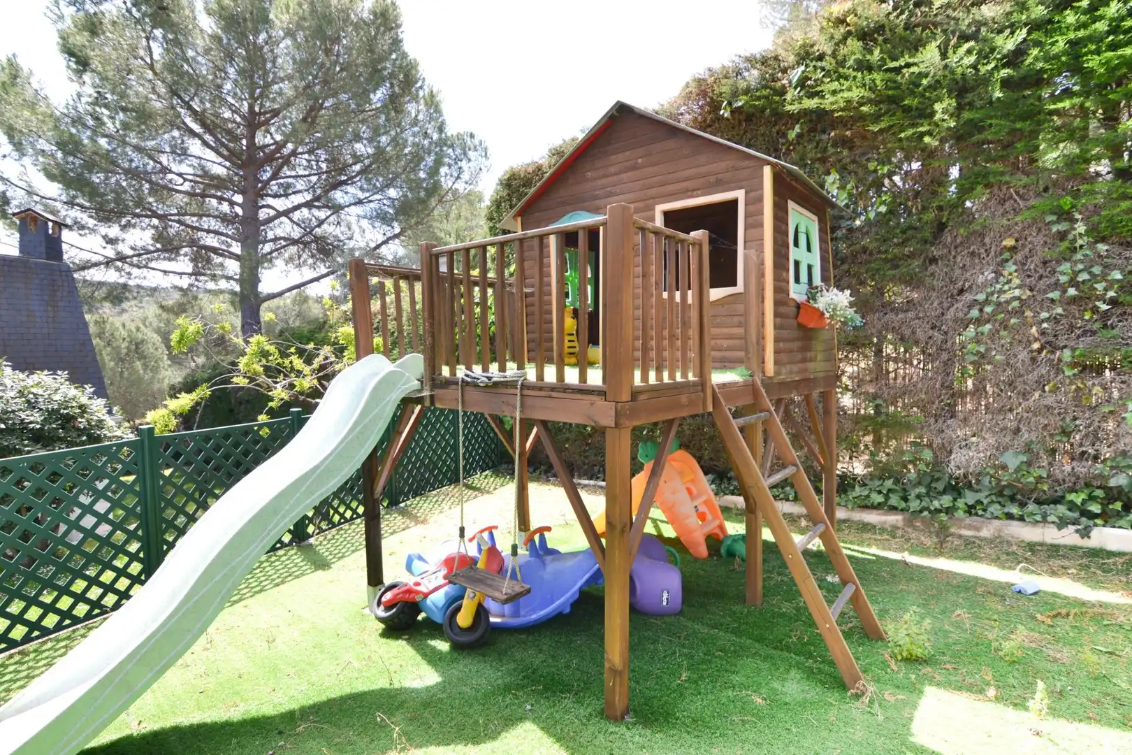 Jardí de Casa o xalet en venda en San Martín de Valdeiglesias amb Jardí privat, Terrassa i Traster