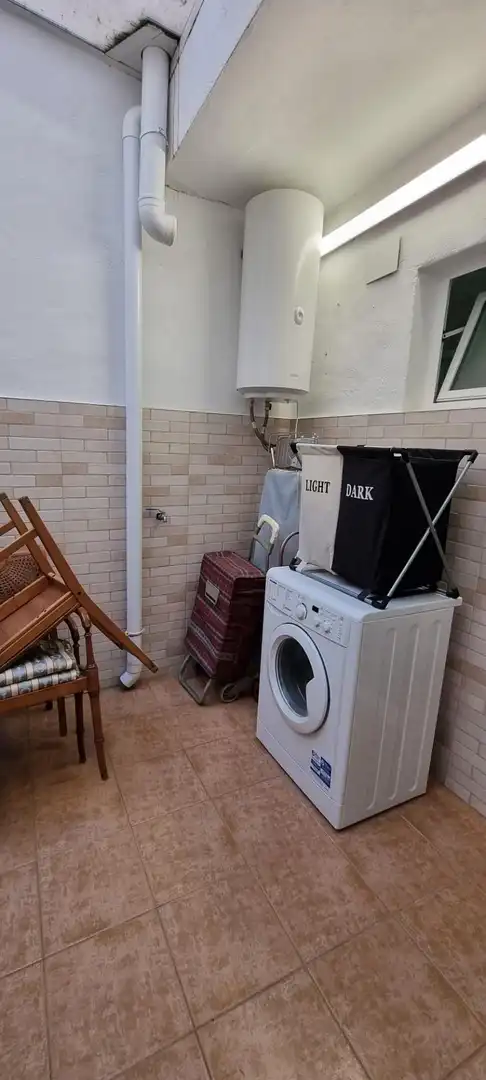 Maisonette zum Verkauf in Elche / Elx mit Klimaanlage, Terrasse und Möbliert