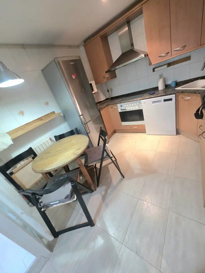 Cocina de Piso de alquiler en Sabadell con Calefacción, Parquet y Amueblado