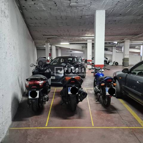 Garaje en Venta en Salado en Triana Este