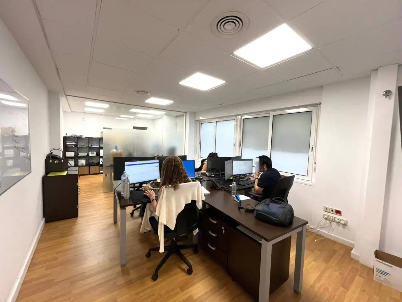 Oficina de lloguer en Girona amb Aire condicionat