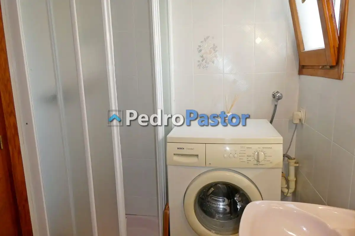 Bathroom of Apartments for sale in Dénia  with Private garden, Terrace and Swimming Pool