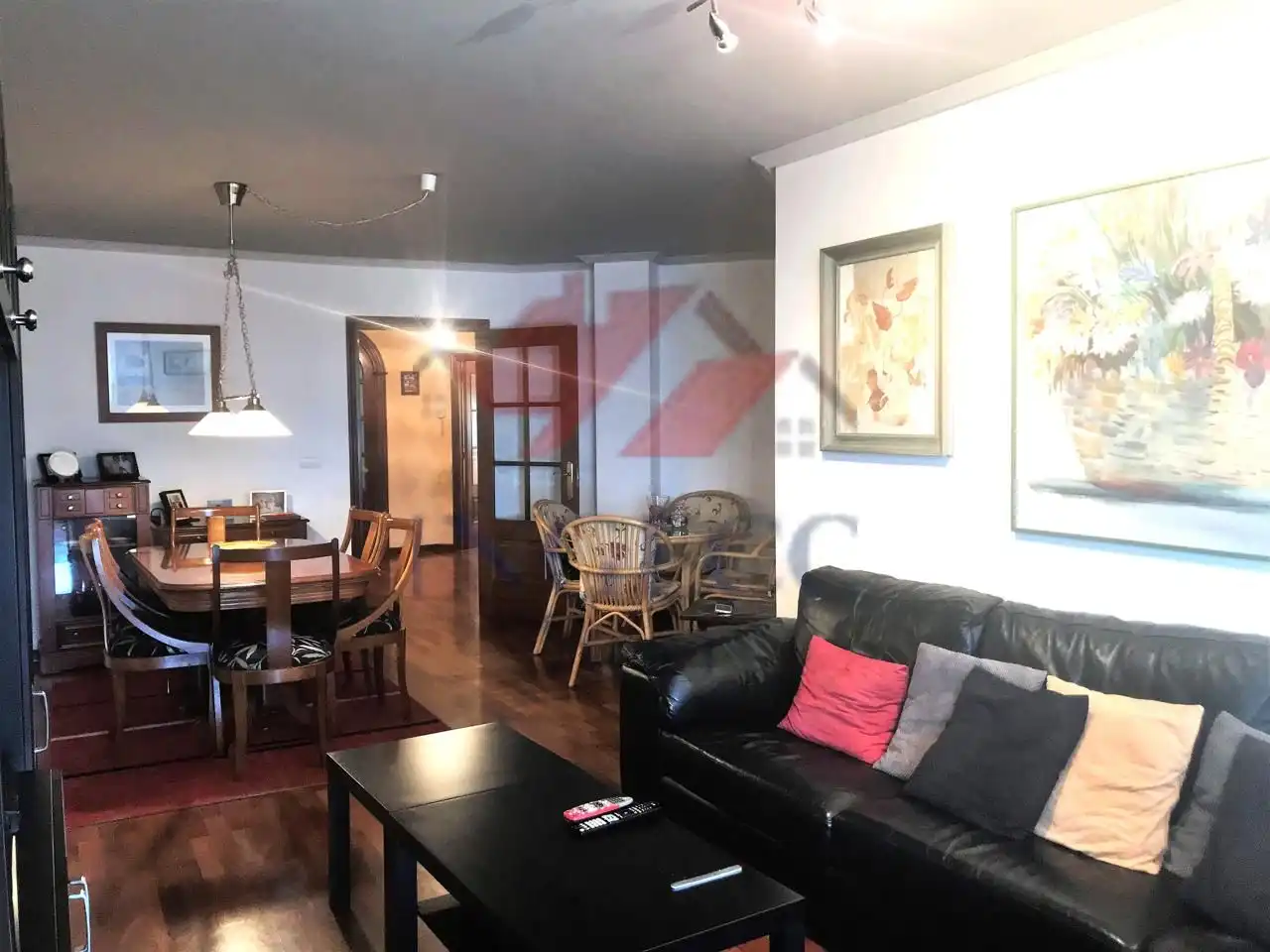 Sala de estar de Piso en venta en Miño con Calefacción, Parquet y Terraza