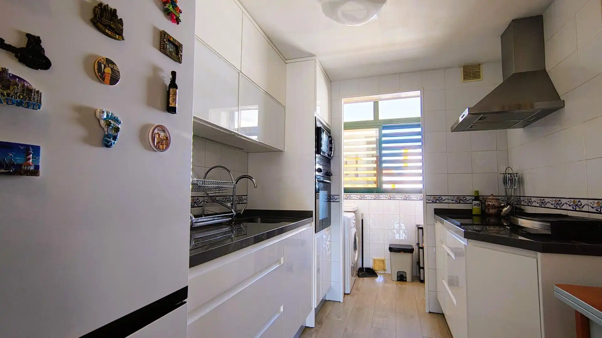 Cocina de Apartamento en venta en Marbella con Aire acondicionado, Terraza y Trastero