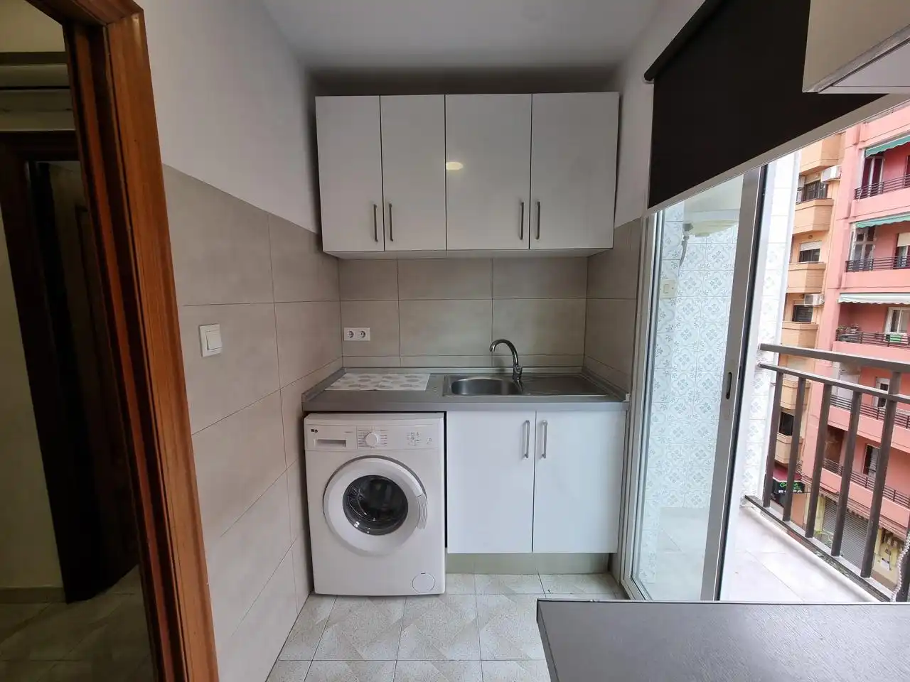 Flat for rent in Del Periodista Gil Sumbiela, Barrio de Benicalap
