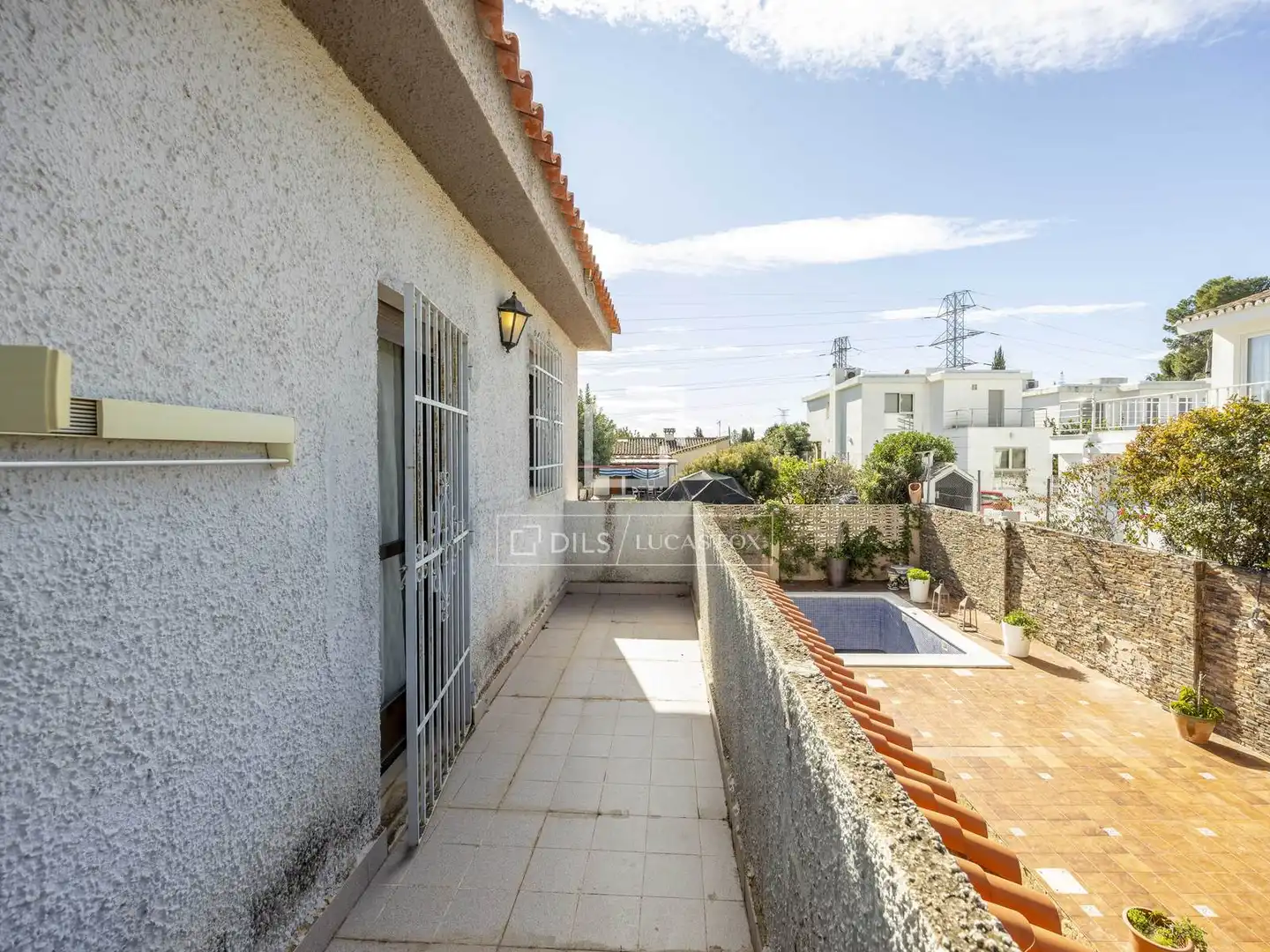 Vista exterior de Casa o chalet en venta en L'Eliana con Aire acondicionado, Calefacción y Jardín privado