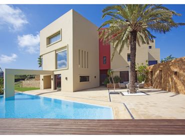 House with pool for sale in Puerto de Sotogrande - La Marina