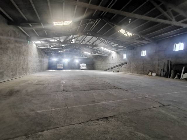 Nave industrial en Venta en Arapiles