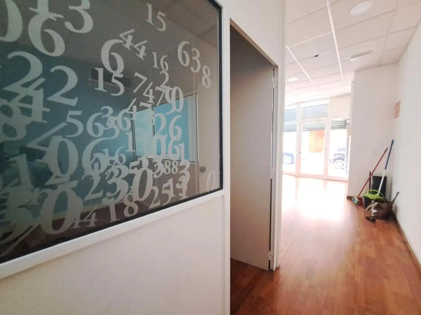 Local comercial en alquiler en Martorell, imagen 11