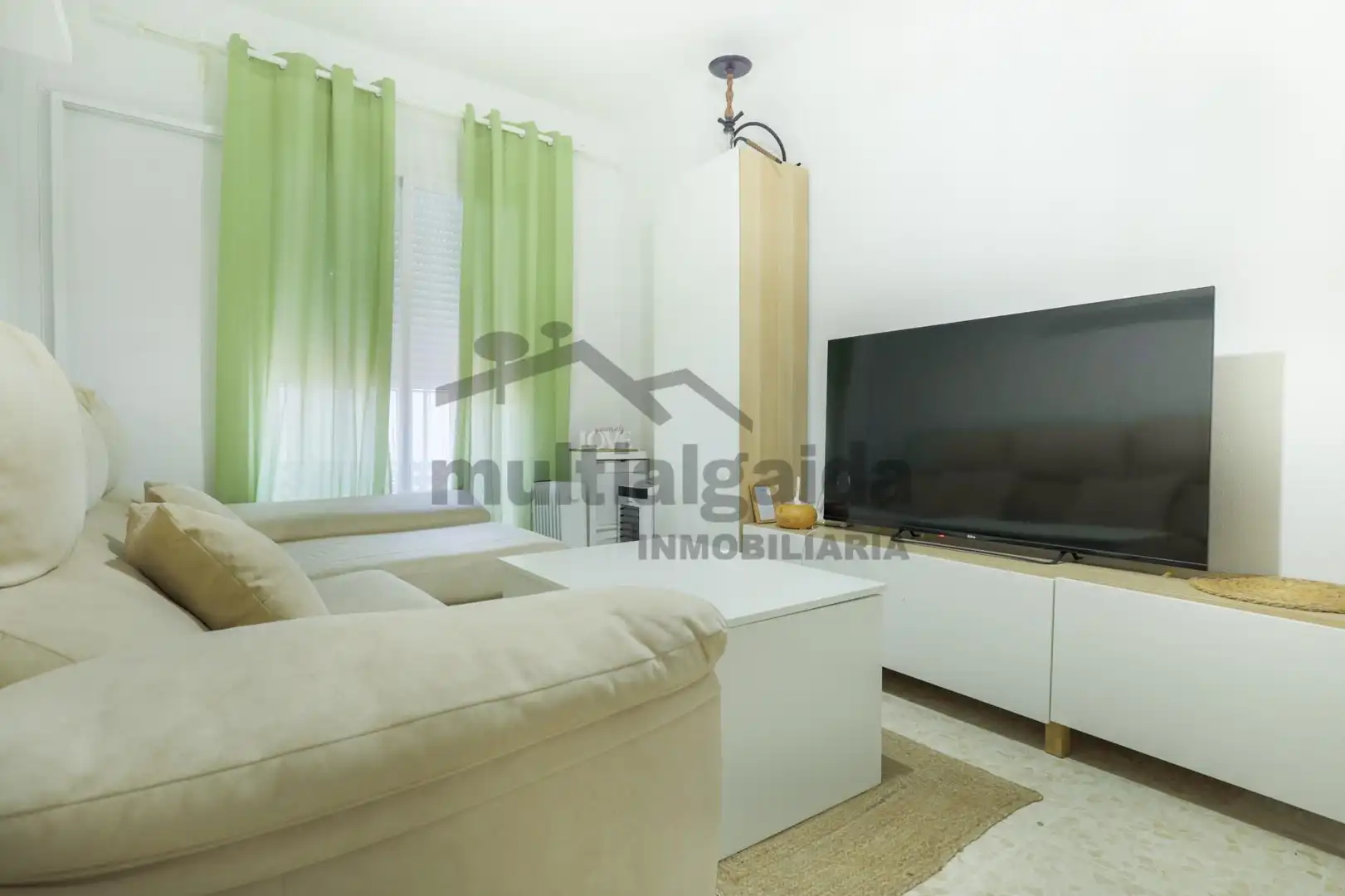 Living room of Flat for sale in Sanlúcar de Barrameda  with Storage room
