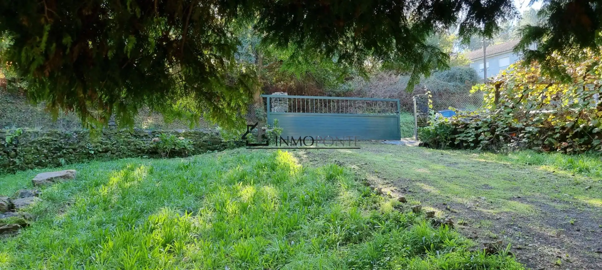 Jardí de Casa o xalet en venda en Pontevedra Capital  amb Jardí privat