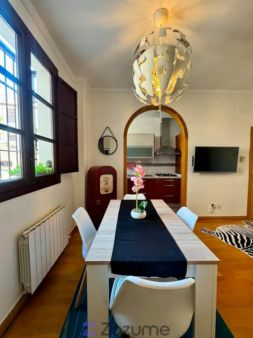 Menjador de Apartament de lloguer en Granada amb Aire condicionat, Calefacció i Parquet