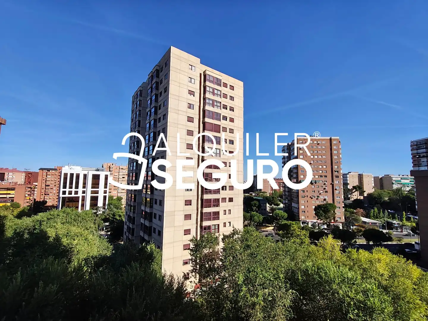 Piso con piscina en alquiler en de Hontoria del Pinar