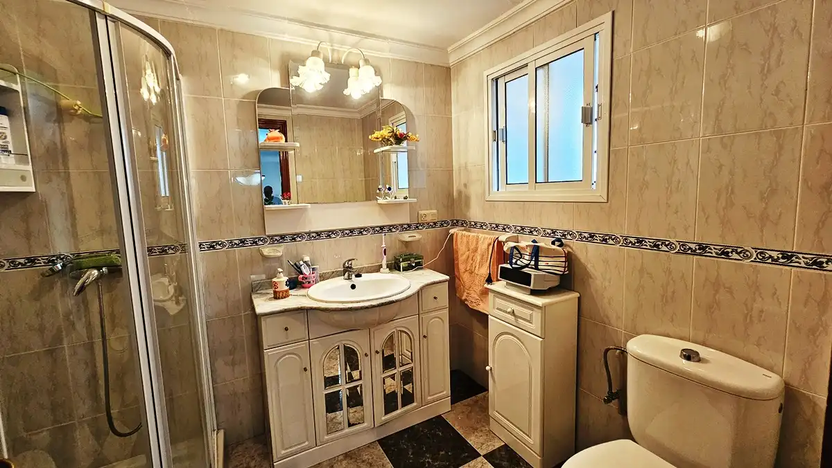 Casa o chalet en venta en Calle Sagasta, 28, Linares de la Sierra