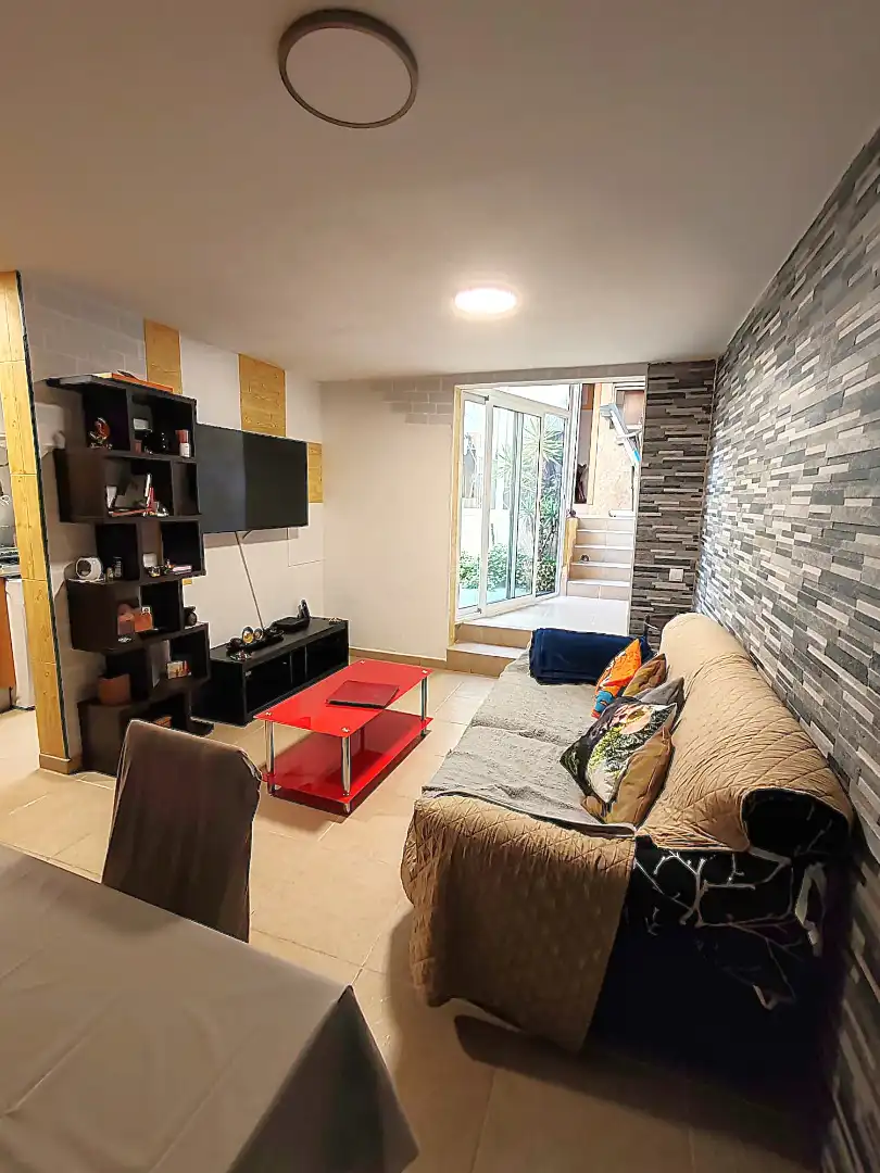 Sala de estar de Piso en venta en Badalona con Aire acondicionado y Amueblado