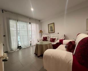 Apartament de lloguer a Calle Alfonso XI, Casco Antiguo